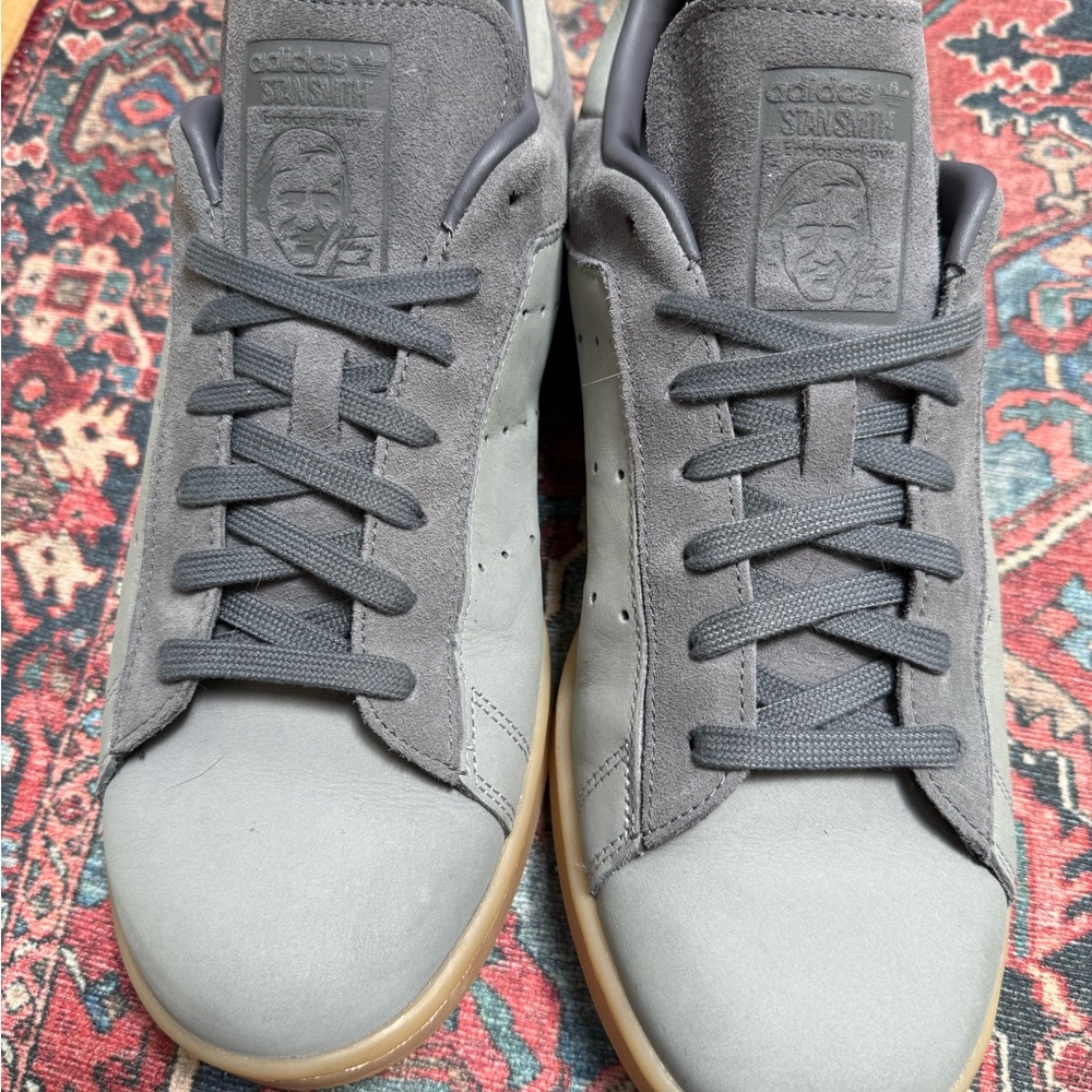 Adidas Stan Smith Gray Sneakers Minimalist Design Suede Finish